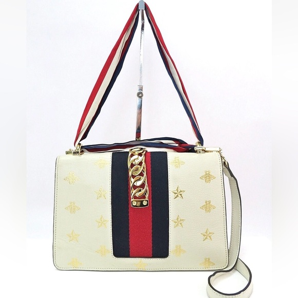 Gucci Ivory Crossbody Bag with Gold and Navy Accents - Picture 3 of 15